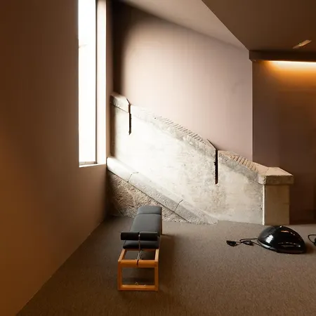 Esperit Roca فندق خيرونا